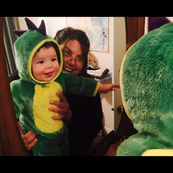 Meet your Posher, christina - Picture 3 of 8